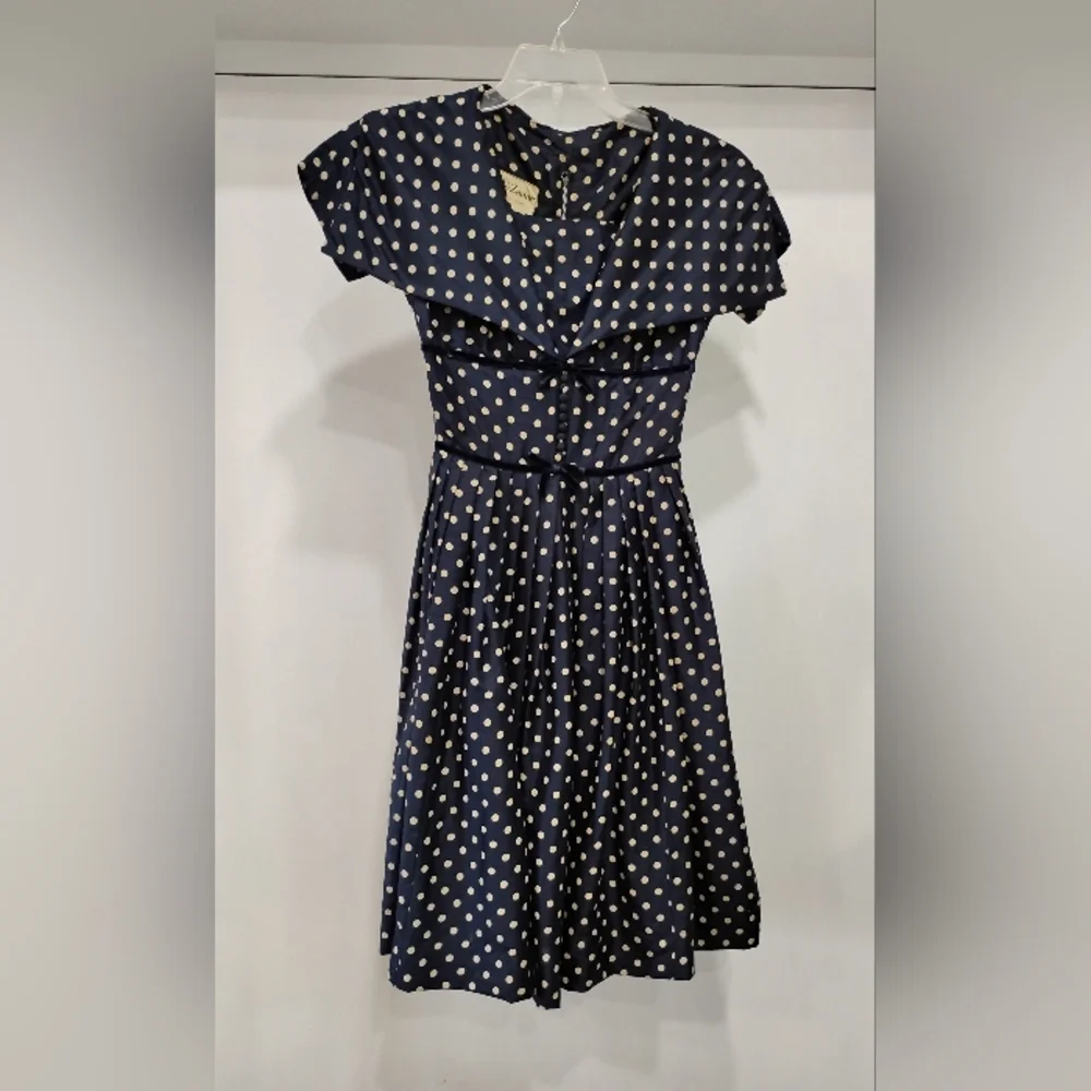 50s SILK POLKA DOT DESIGNER DRESS - Picture 6 of 11